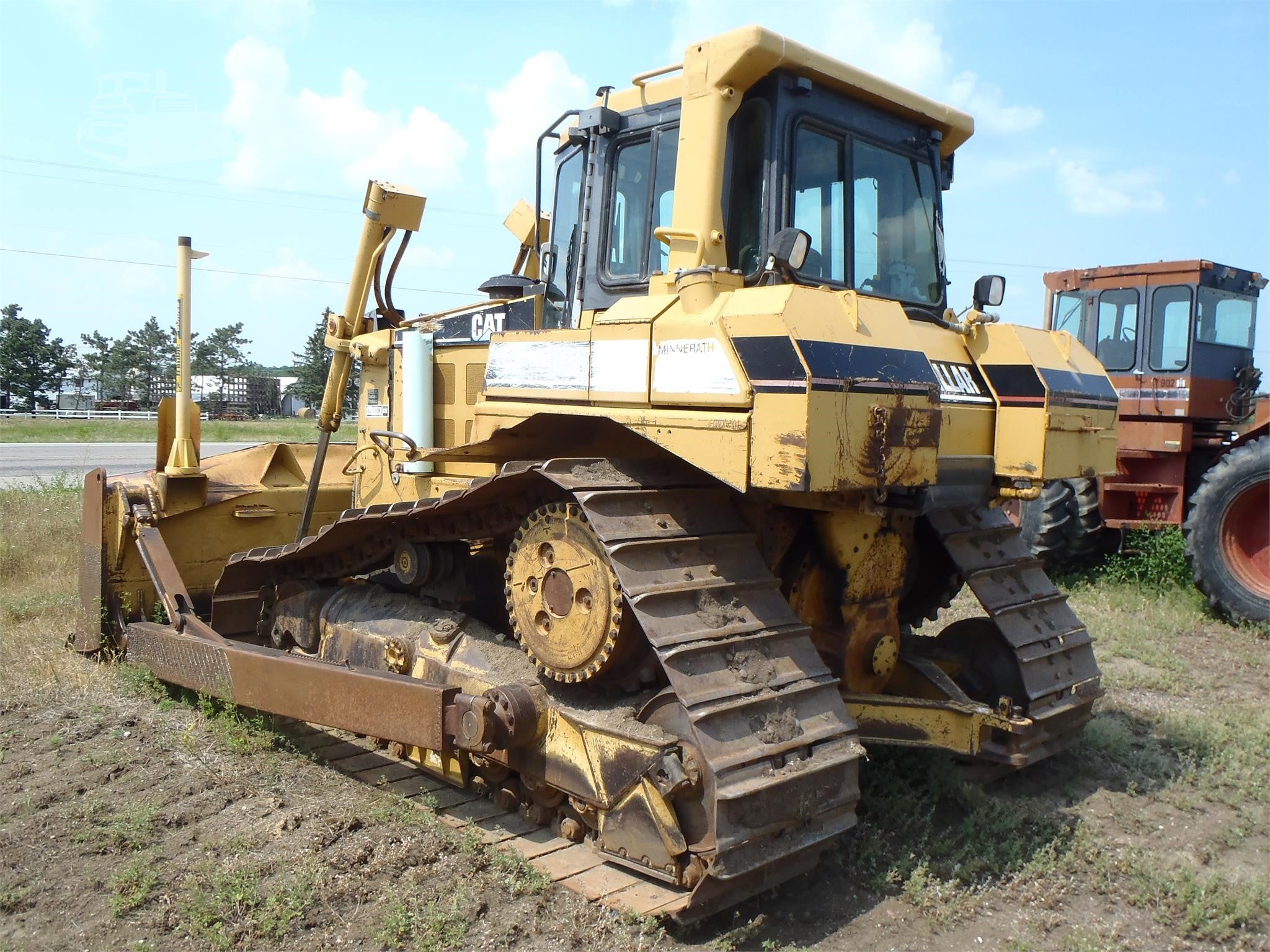 Caterpillar D6R Crawler Dozer