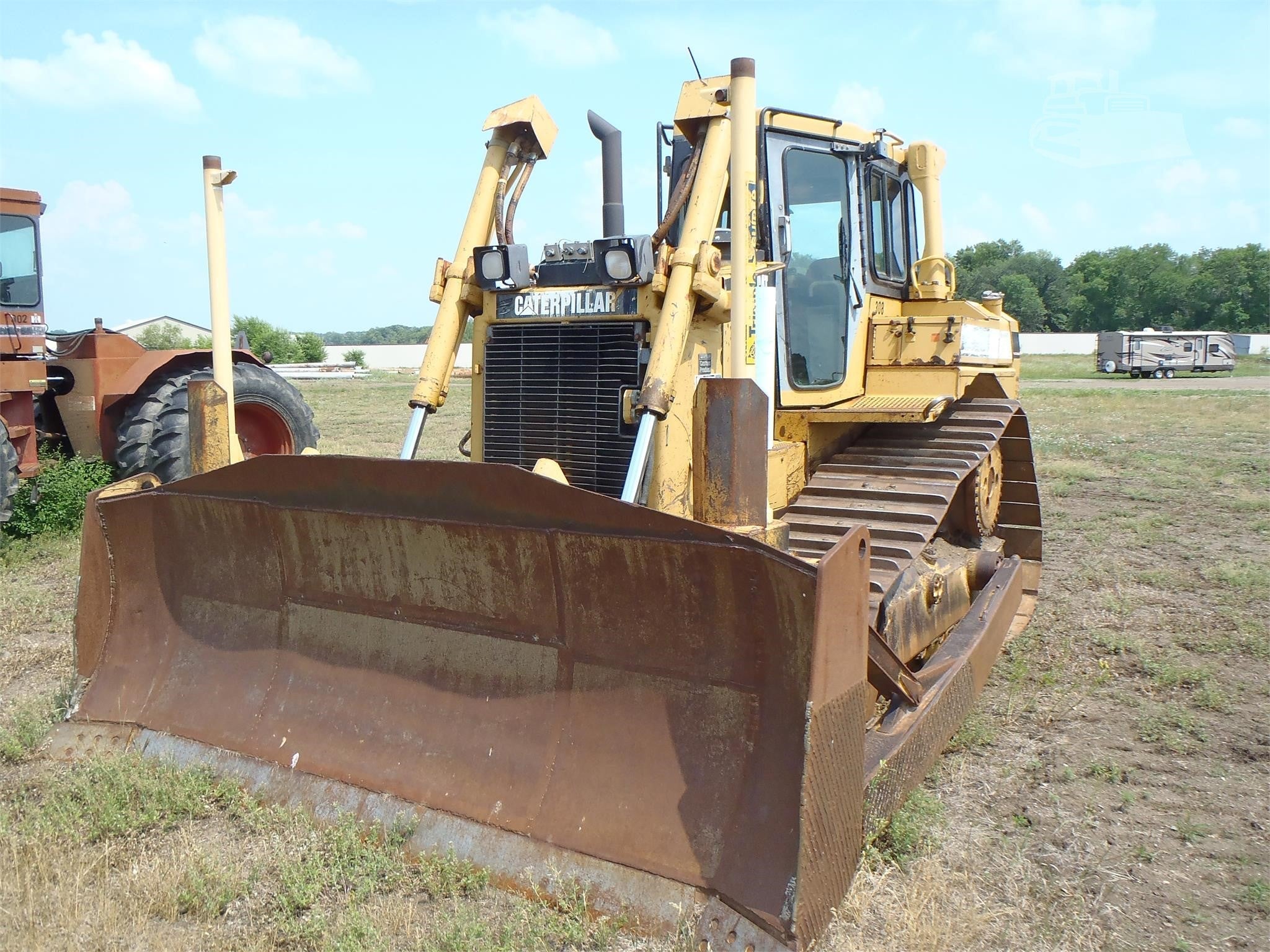 Caterpillar D6R Crawler Dozer