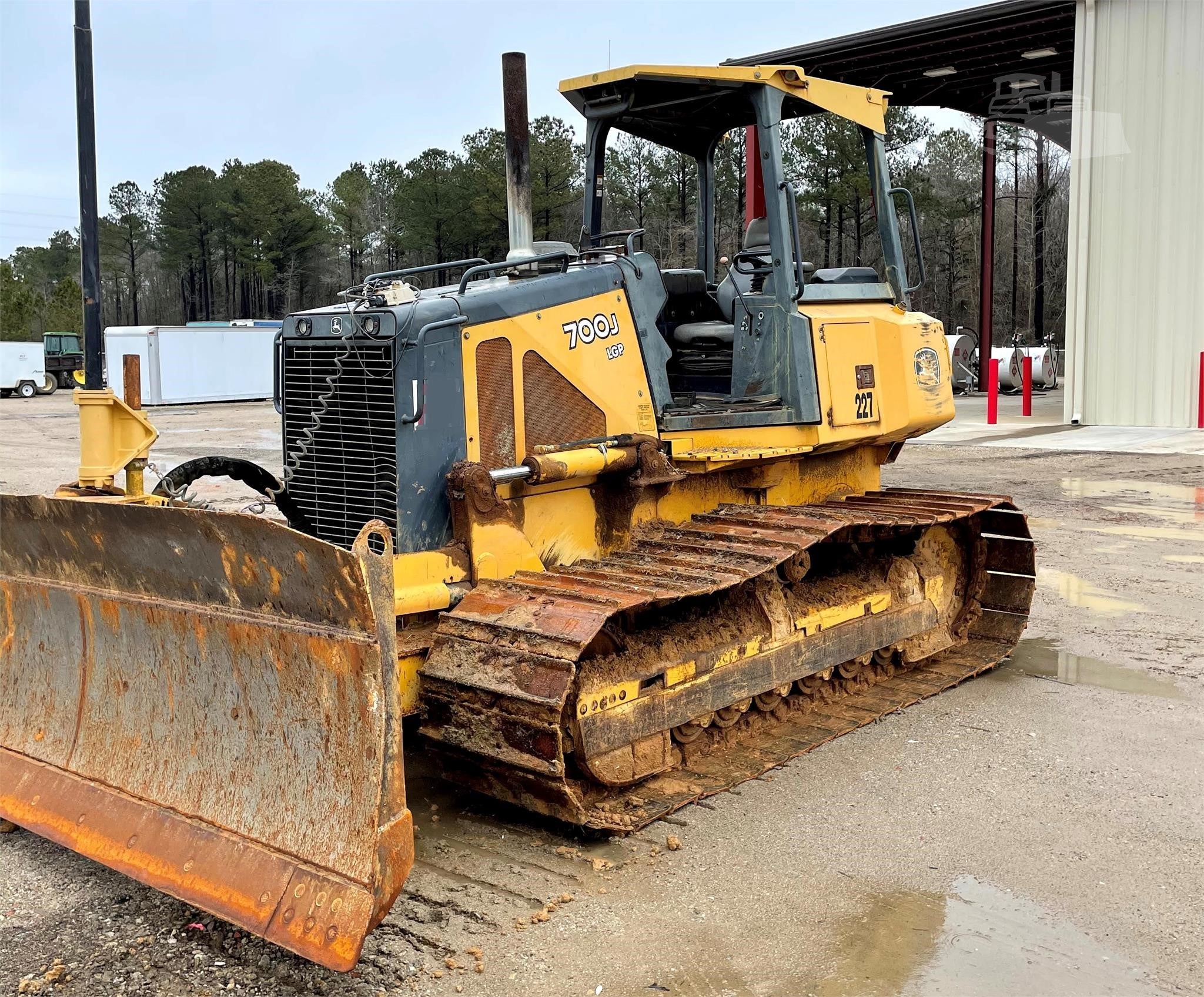 2005 Deere 700J Lgp