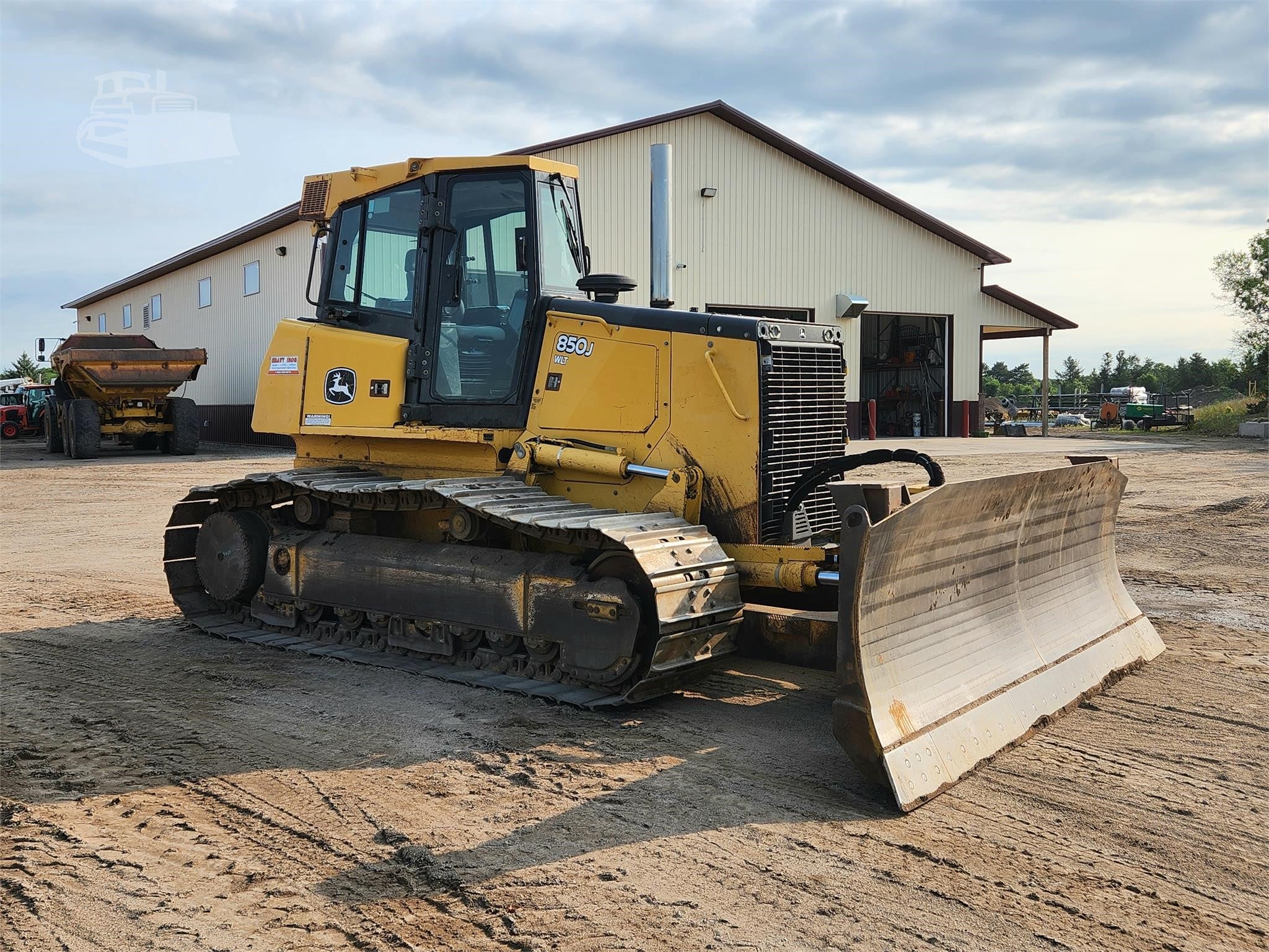 Deere 850J Crawler Dozer