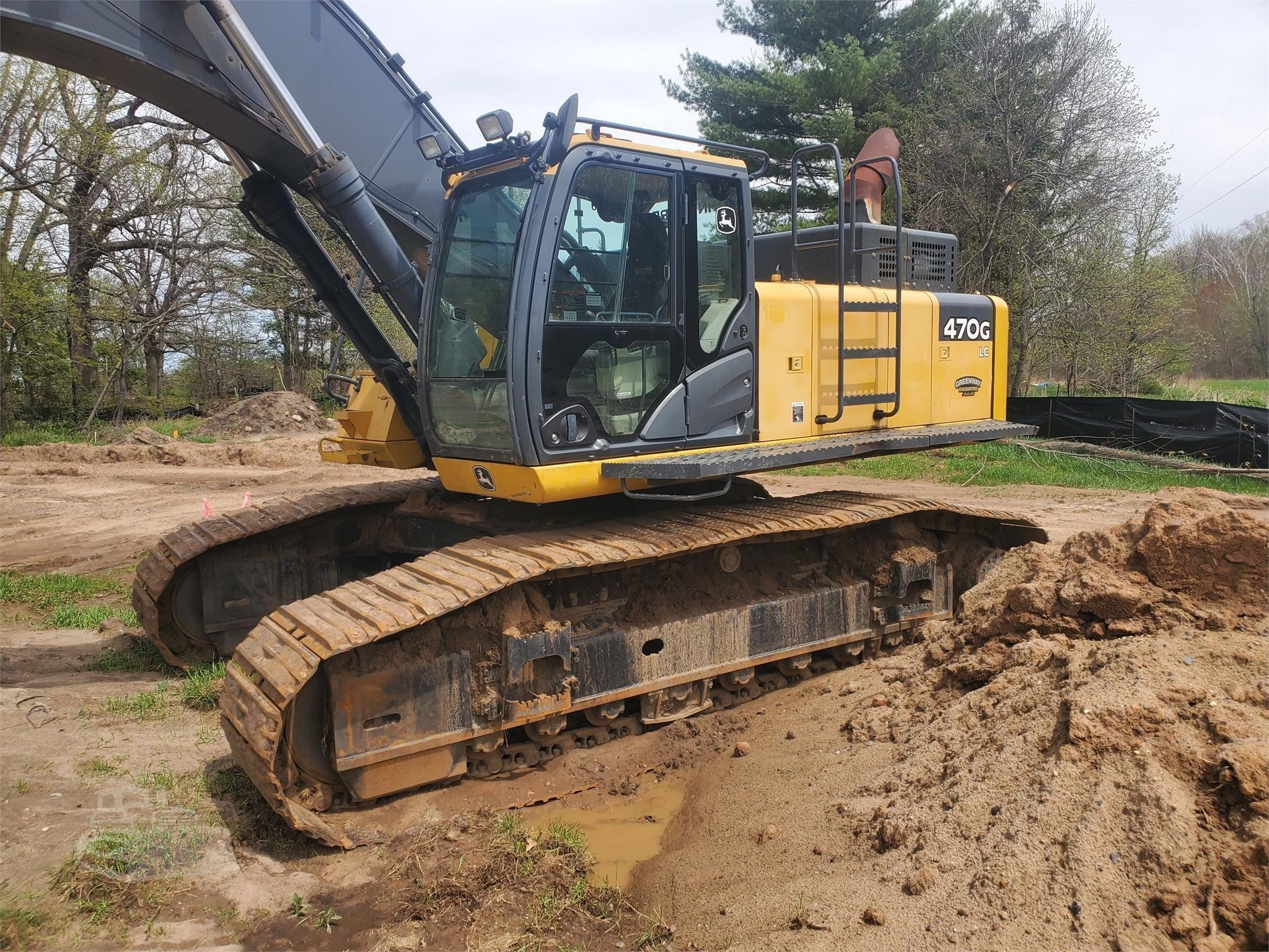 Deere 470G Excavator