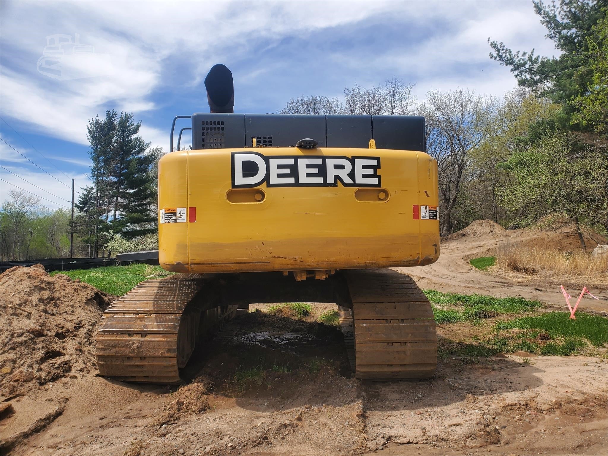 Deere 470G Excavator