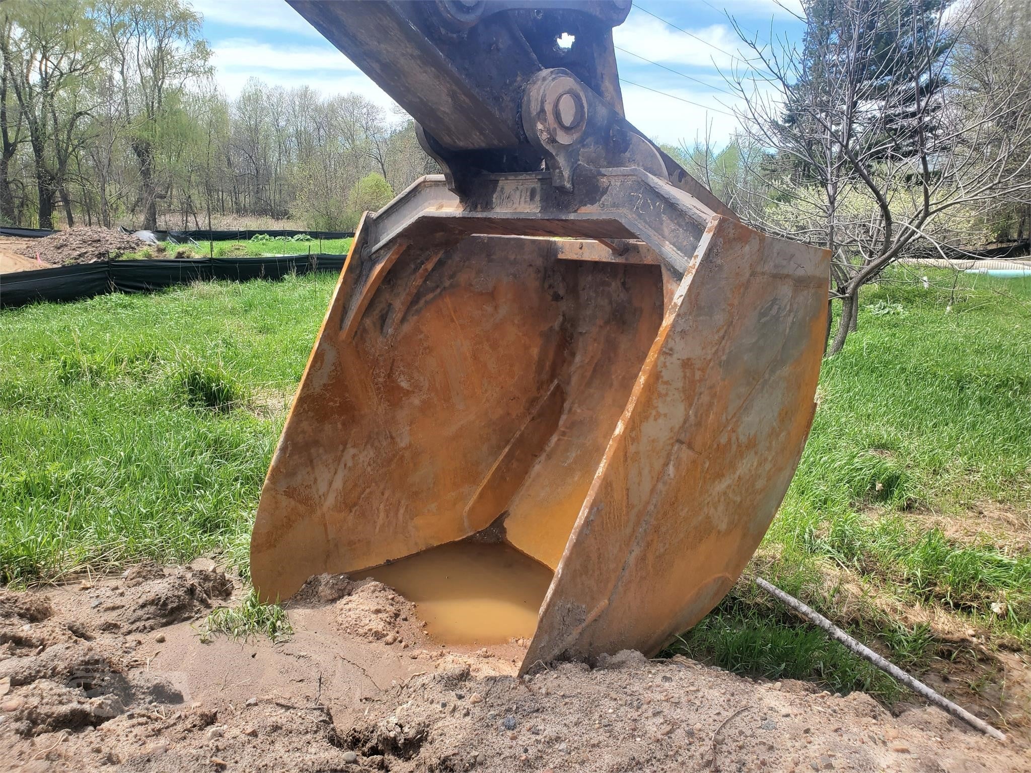 Deere 470G Excavator