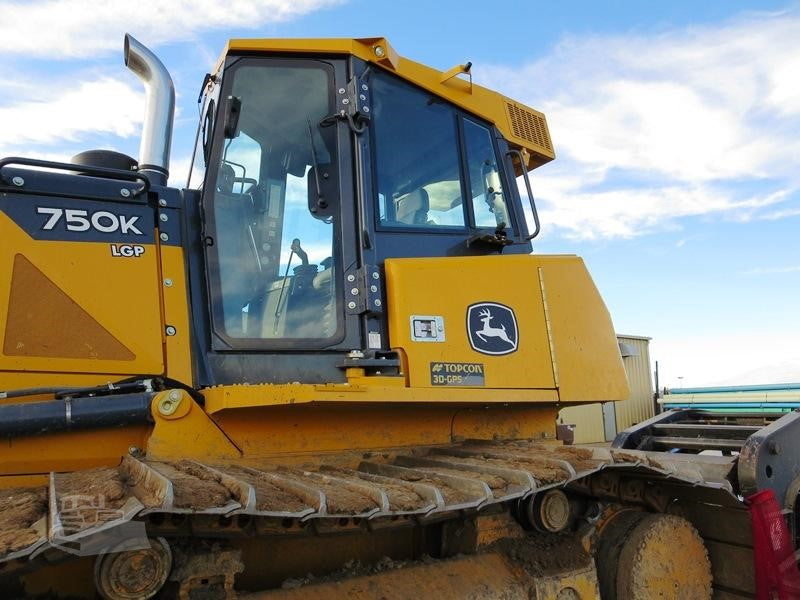 Deere 750K Crawler Dozer