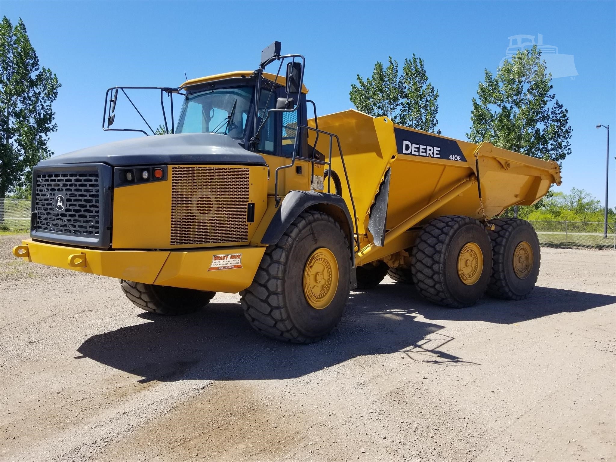 Deere 410E Adt