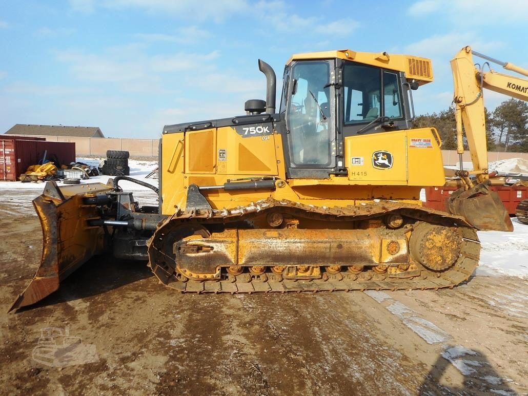 Deere 750K Crawler Dozer