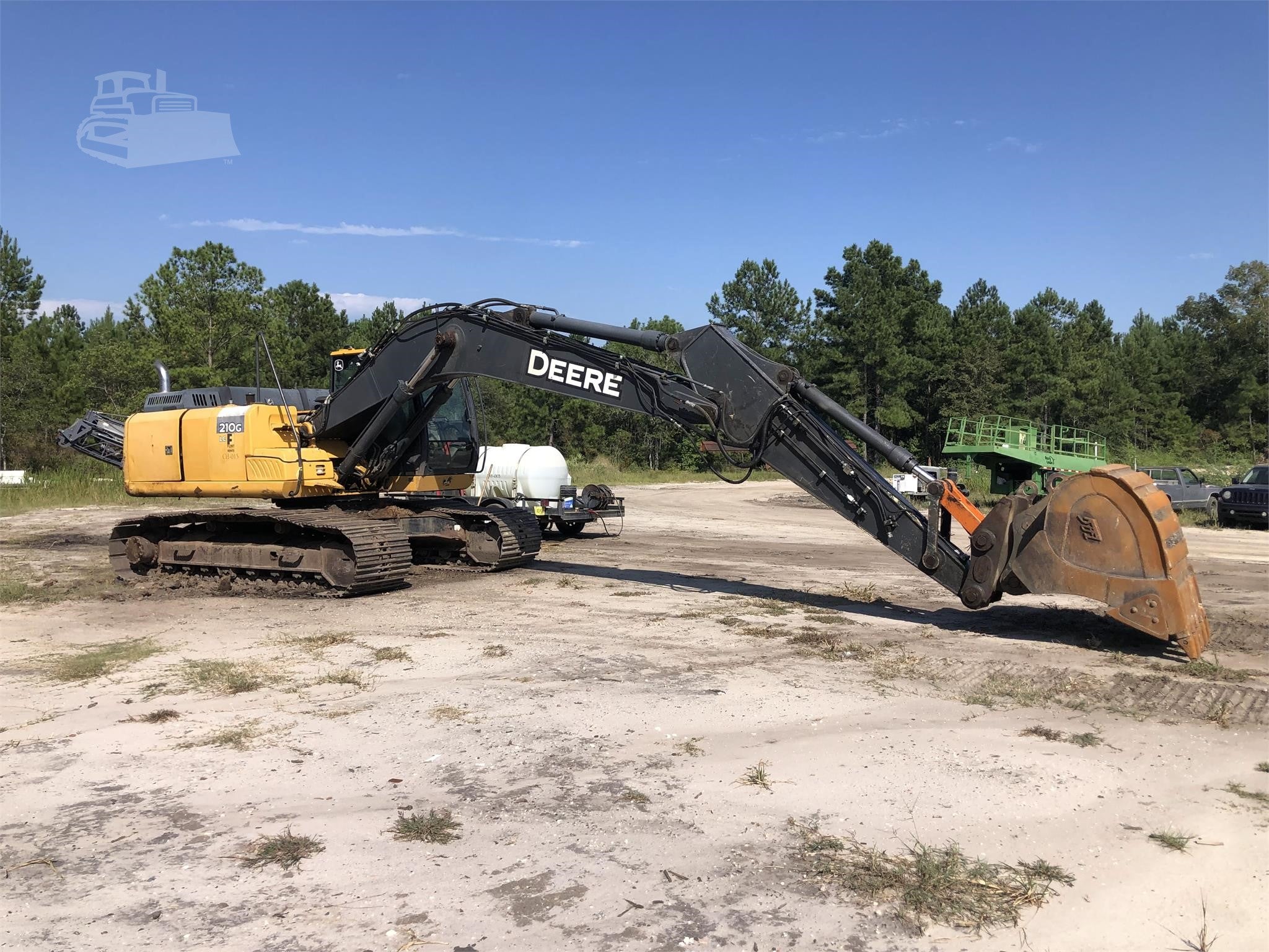 2015 Deere 250G Lc