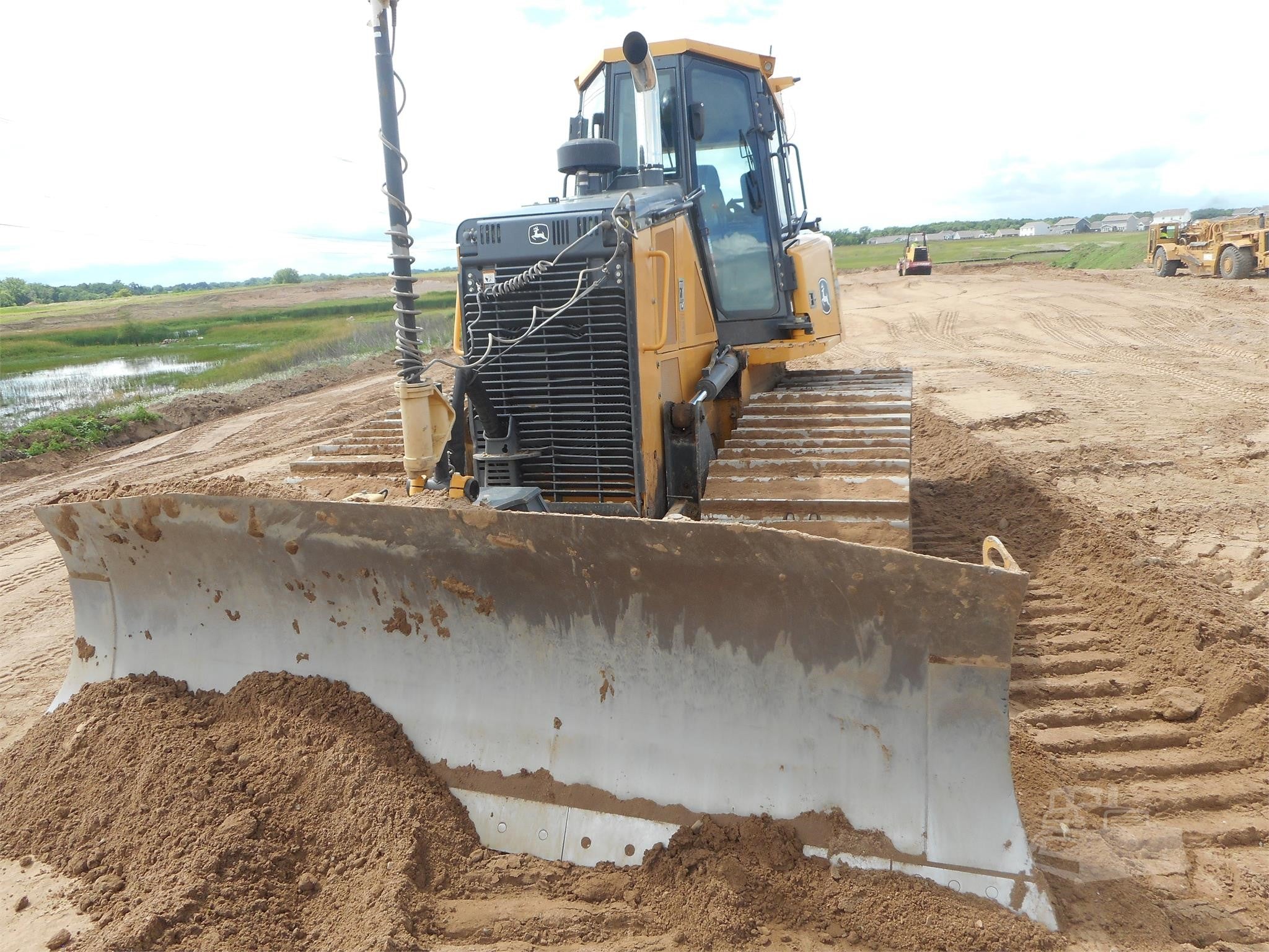 Deere 750K Crawler Dozer