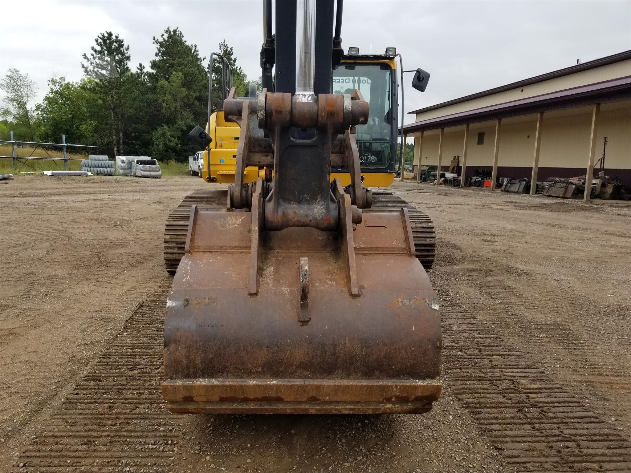 Deere 250G Excavator