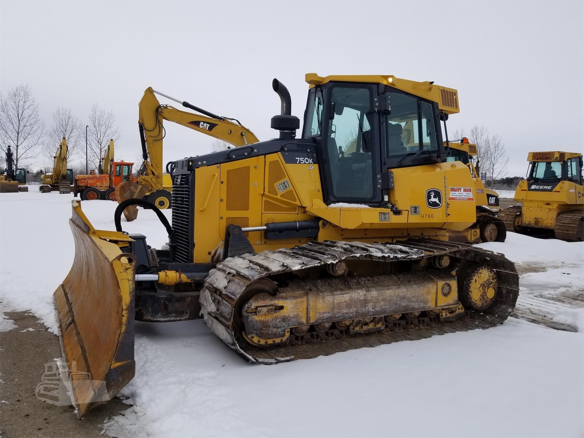 Deere 750K Crawler Dozer